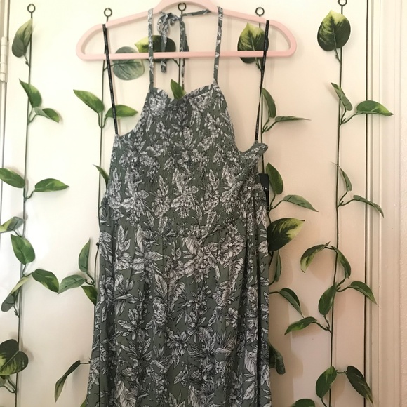 Forever 21 Dresses & Skirts - ❤️ ❤️ ❤️forever 21 floral print halter maxi dress